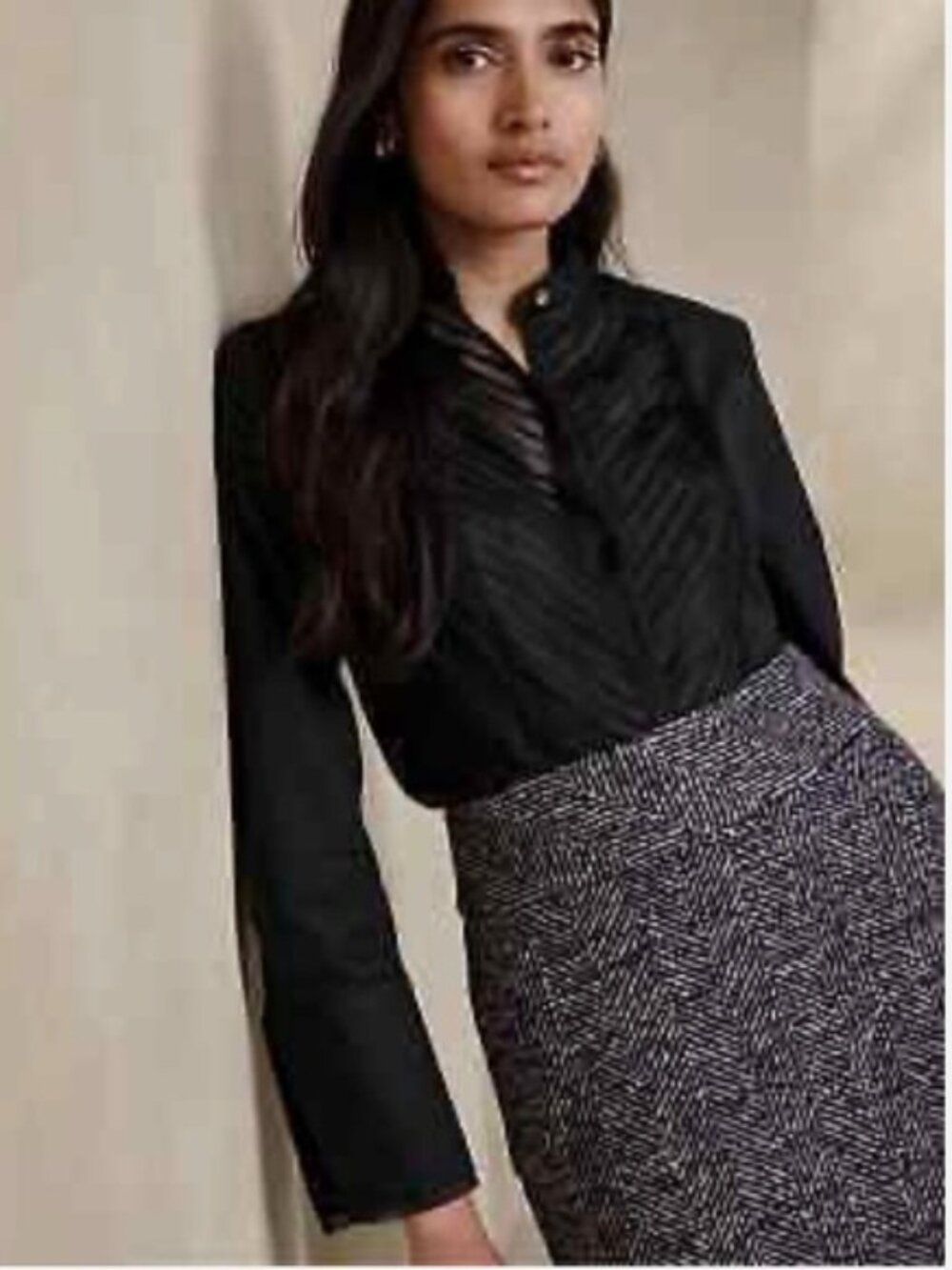 Banana Republic Josefa Tuxedo shirt, Silk, Cotton, Size Large, Black